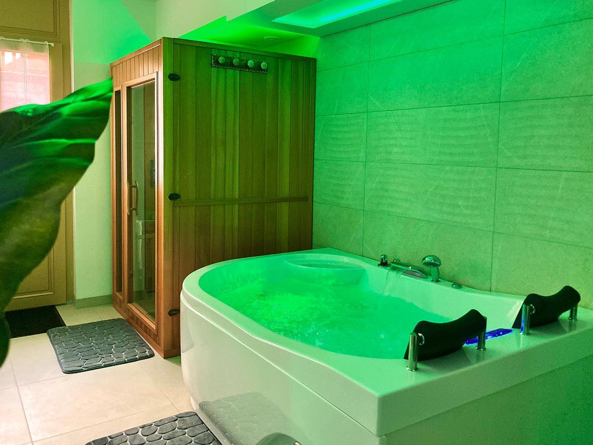 La Bulle De La Cathedrale - Spa - Sauna - Hammam Troyes Dış mekan fotoğraf